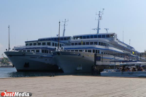 Минобороны РФ заявило, что все суда, идущие в порты Украины, будут считаться перевозчиками военных грузов