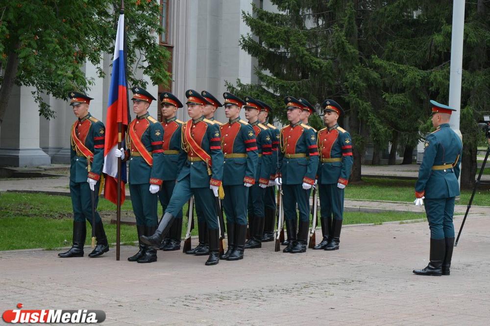 На прощание с военкором журавлевым прибыли гости из Москвы - Фото 1