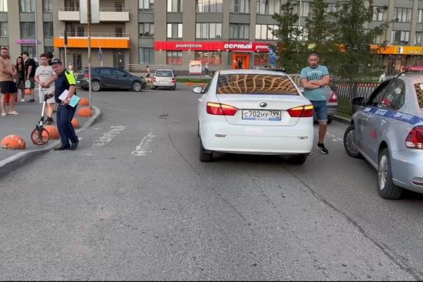 В микрорайоне Светлый Lifan сбил трехлетнего ребенка на пешеходном переходе - Фото 1