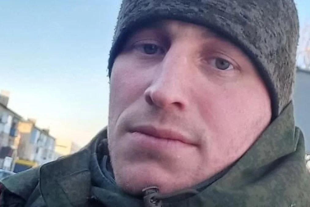 В Верхней Салде пройдет прощание с бойцом, погибшим на СВО - Фото 1
