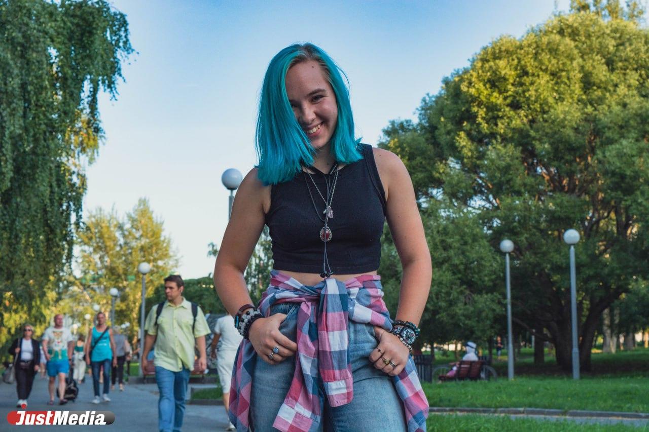 Дарья Калинина, драматург: «Желаю чаще смотреть на небо». В Екатеринбурге +12 градусов - Фото 1