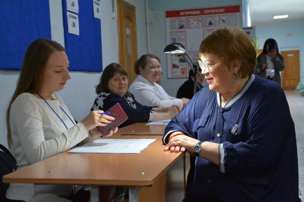 Известные екатеринбуржцы проголосовали на выборах в городскую думу