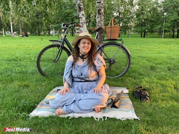 Тася Суздалова, таролог: «Погода гордая, ей все равно, что она вам не нравится». В Екатеринбурге +17 градусов - Фото 1