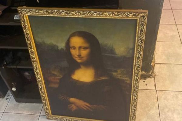Украденную копию «Мона Лизы» вернули в кальянную в Екатеринбурге - Фото 1