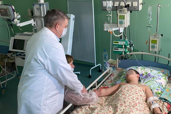 Брянский губернатор Богомаз рассказал о состоянии школьника, раненого в результате нападения ДРГ - Фото 1