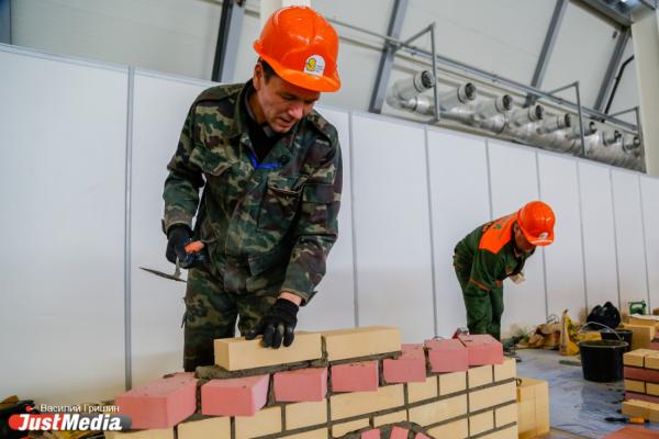 В Свердловской области в 2023 году состоится более сотни мероприятий проекта «Славим человека труда!» - Фото 1