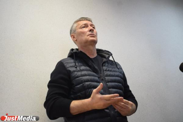 В Екатеринбурге признали виновным Евгения Ройзмана за чей-то репост экстремистского видео - Фото 1