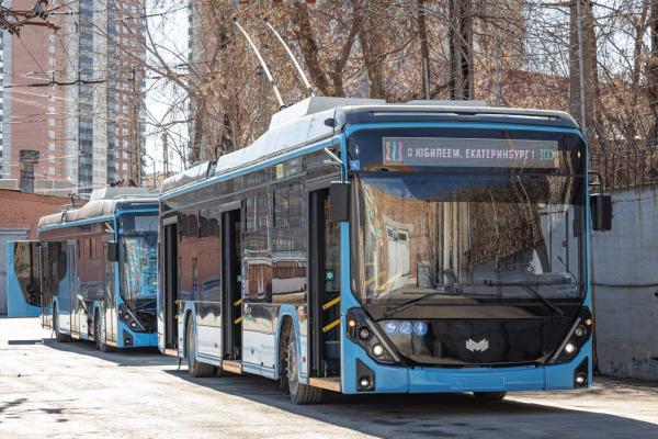 В Екатеринбург доставили первые два троллейбуса из Белоруссии - Фото 1