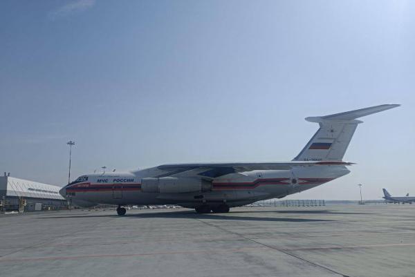 Евгений Куйвашев запросил в Москве выделить еще один самолет Ил-76 для тушения лесных пожаров - Фото 1