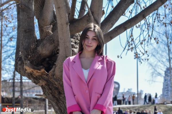 Вероника Савинцева, агентство знакомств: «Люблю май за хорошую погоду». В Екатеринбурге 20 градусов - Фото 1