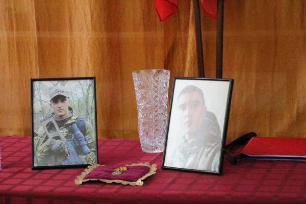 В Свердловской области простились с 20-летним командиром отделения, погибшим в ходе СВО - Фото 1
