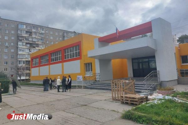 Капремонт в школе №140 в Екатеринбурге завершится уже в октябре этого года  - Фото 1