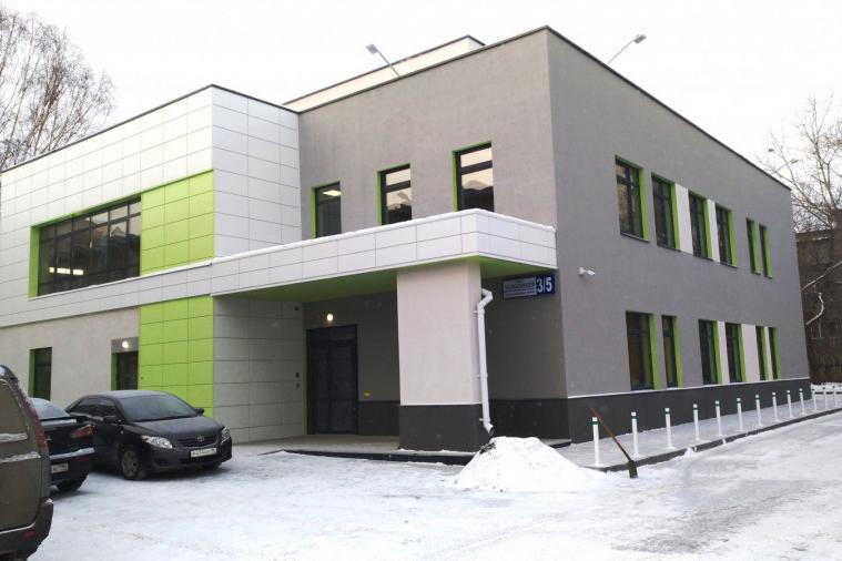 В Екатеринбурге травмпункт на Челюскинцев перестал работать круглосуточно - Фото 1