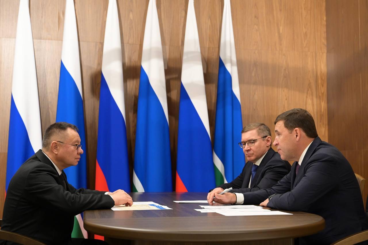 Файзуллин, Якушев и Куйвашев обсудили состояние строительного рынка Среднего Урала - Фото 1