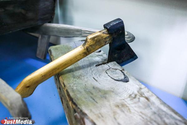 Подросток в Нижней Салде зарубил топором сожителя матери, из-за которого та запила - Фото 1