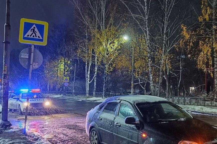 В Ревде пьяный водитель сбил двух женщин на пешеходном переходе - Фото 1