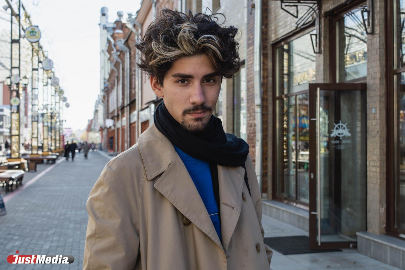 Сергей Кораблев, артист, режиссер: «В раннюю осень внутри все оживает». В Екатеринбурге –2 градуса - Фото 1