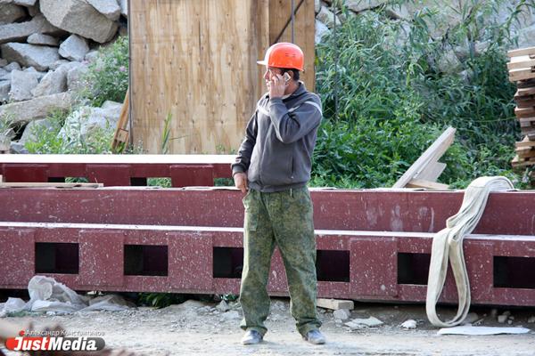 В Санкт-Петербурге 13-летний подросток выстрелил из газового пистолета в мигранта  - Фото 1