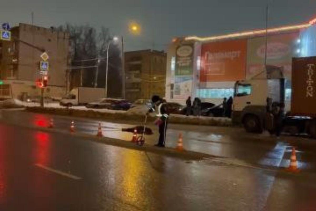 В Екатеринбурге газель проехала по голове мужчины. Пешеход погиб - Фото 1