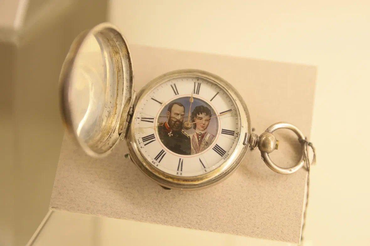 В свердловском краеведческом музее впервые показали личные вещи княгини Ольги Романовой - Фото 1