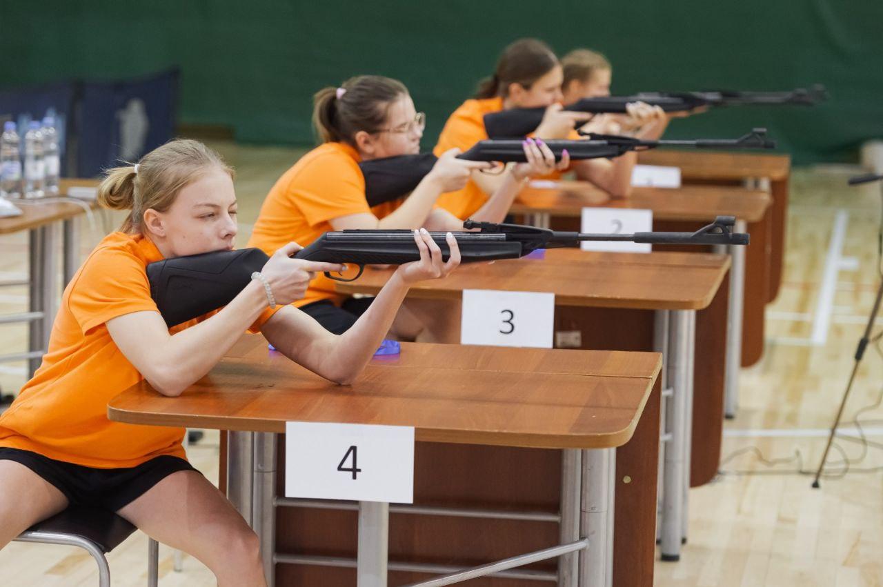  Школьники из 24 муниципалитетов Свердловской области сдают нормы ГТО - Фото 1