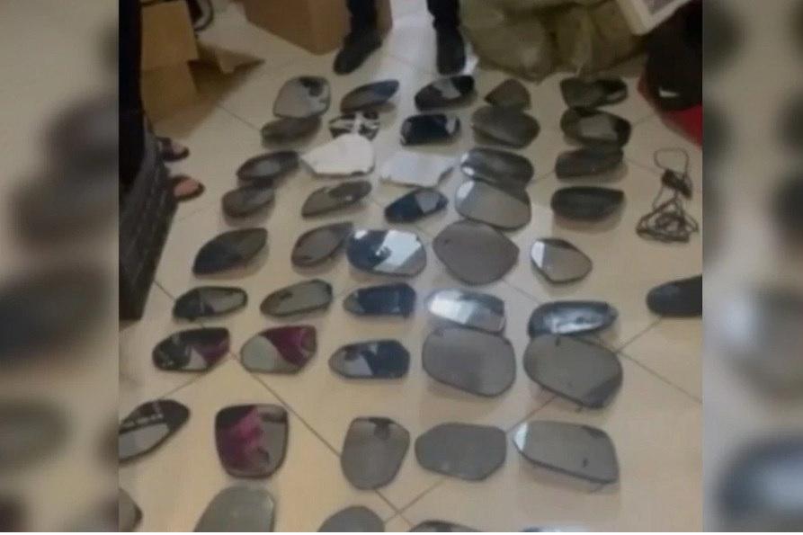 В Екатеринбурге задержали банду похитителей автомобильных зеркал - Фото 1