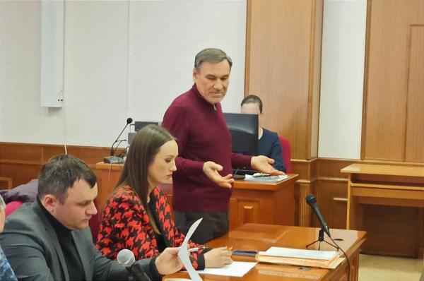 В Екатеринбурге начался суд над обвиняемым в растрате бизнесменом Маликом Гайсиным - Фото 1