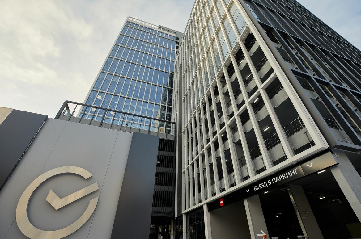 Место притяжения ИТ-специалистов: за год в технохабе Сбера в Екатеринбурге прошло более 50 мероприятий для 2,5 тысячи гостей - Фото 1