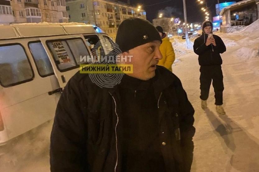 В Нижнем Тагиле водитель маршрутки набросился на девочку и выкинул ее из транспорта - Фото 1