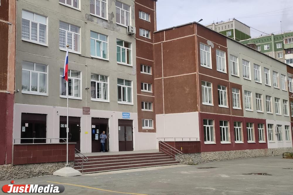 Госдума обяжет детские сады устанавливать флагштоки с триколором - Фото 1