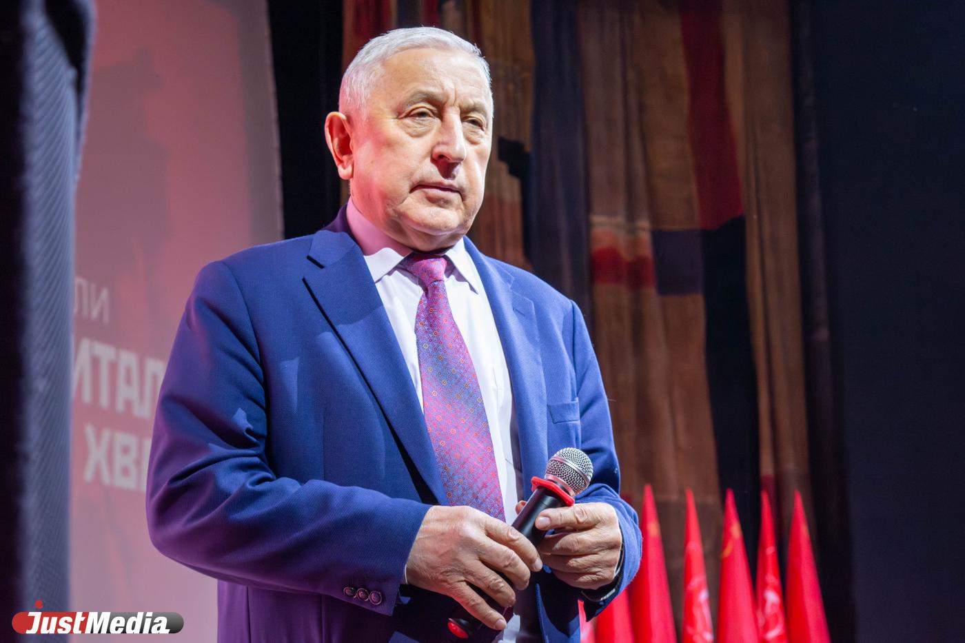 «Поиграли в капитализм и хватит»: Николай Харитонов встретился с уральцами в Екатеринбурге - Фото 1