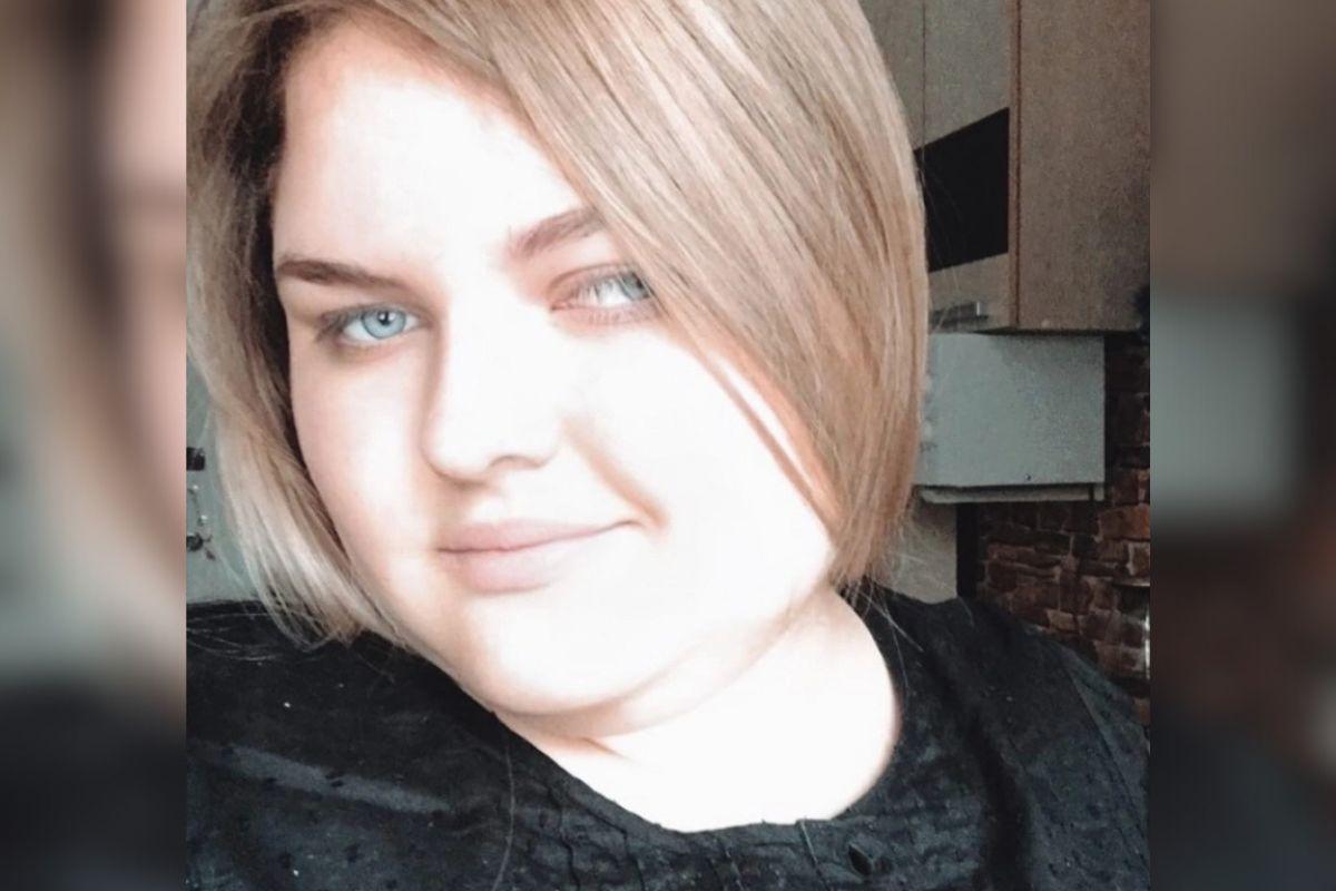 В Екатеринбурге под окнами многоэтажки нашли тело массажистки с пакетом на голове - Фото 1