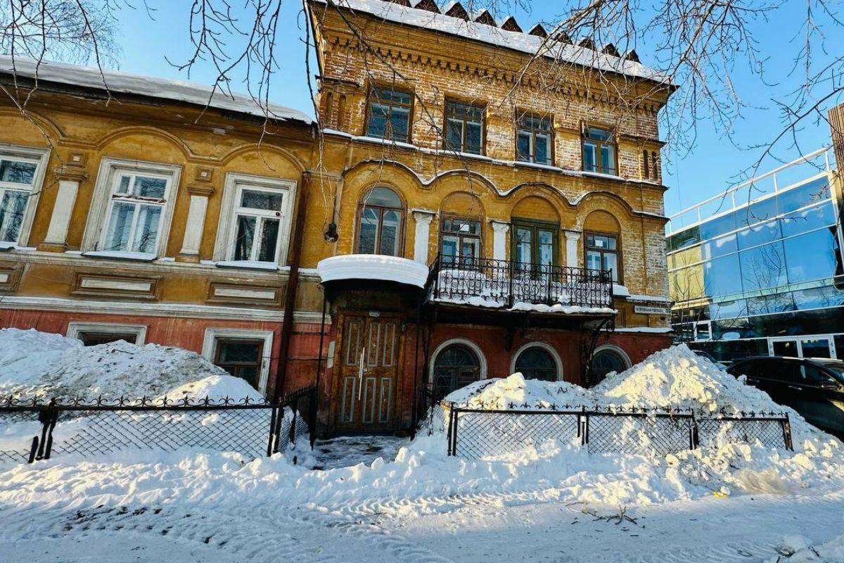 В Екатеринбурге началась проверка из-за сообщений о технике у «Усадьбы Жолобова» - Фото 1