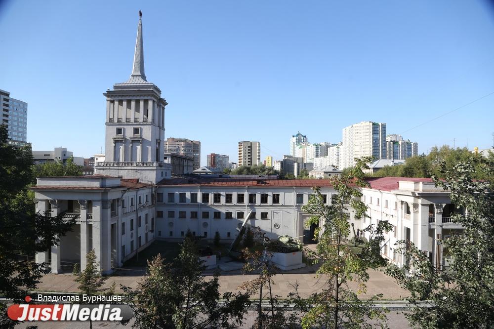 Замдиректора ОДО Георгий Подкорытов уволился из-за скандальной БДСМ-вечеринки - Фото 1