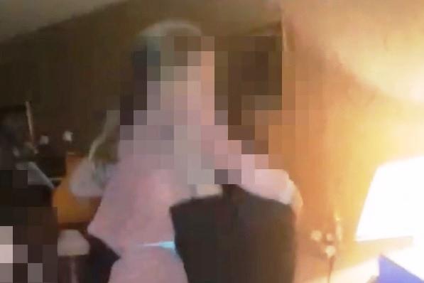 В Екатеринбурге приставы нашли трехлетнюю девочку у родственников отца и вернули матери - Фото 1