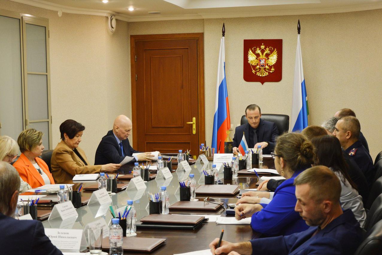 Облсуд: «Силовики по несколько раз допрашивают детей, чем травмируют их психику» - Фото 1