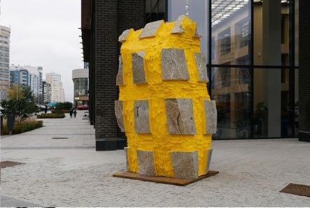 В Екатеринбурге установили арт-объект «Камень» - Фото 1