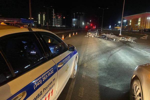 В Академическом не пристегнутая автоледи погибла в ДТП - Фото 1