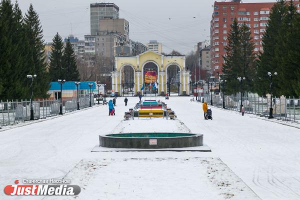 Парк Маяковского в новогоднюю ночь будет работать до 4 часов утра - Фото 1