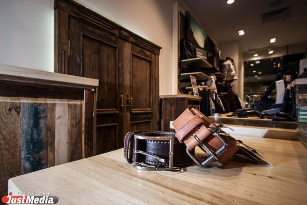 В Свердловской области один из преподавателей ставил студентов в угол и шлёпал их ремнем - Фото 1