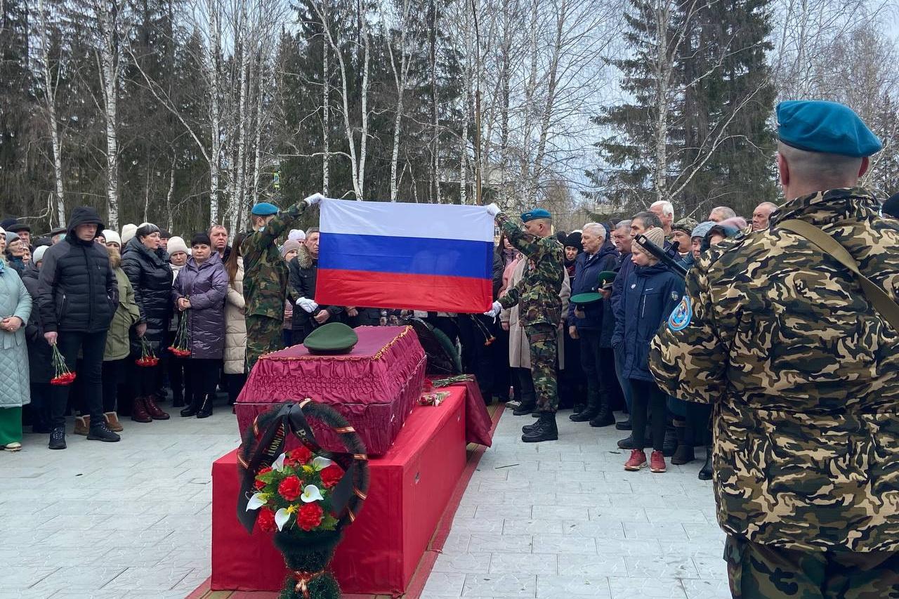 Мобилизованный из села Большая Лая погиб в зоне СВО - Фото 1