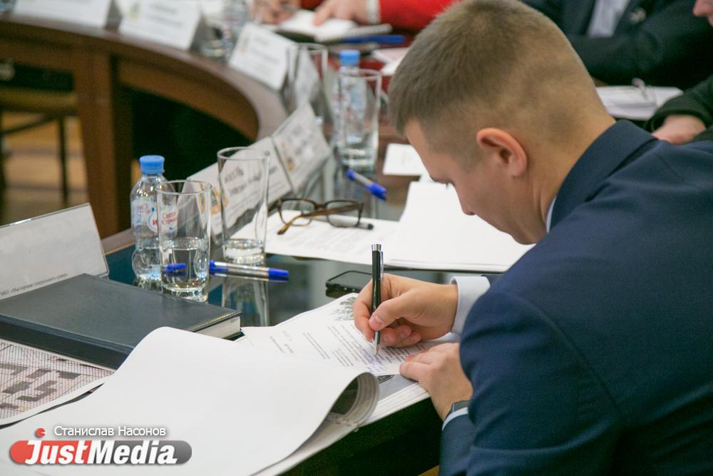 Сразу десять законов вступят в силу в апреле 2024 года - Фото 1