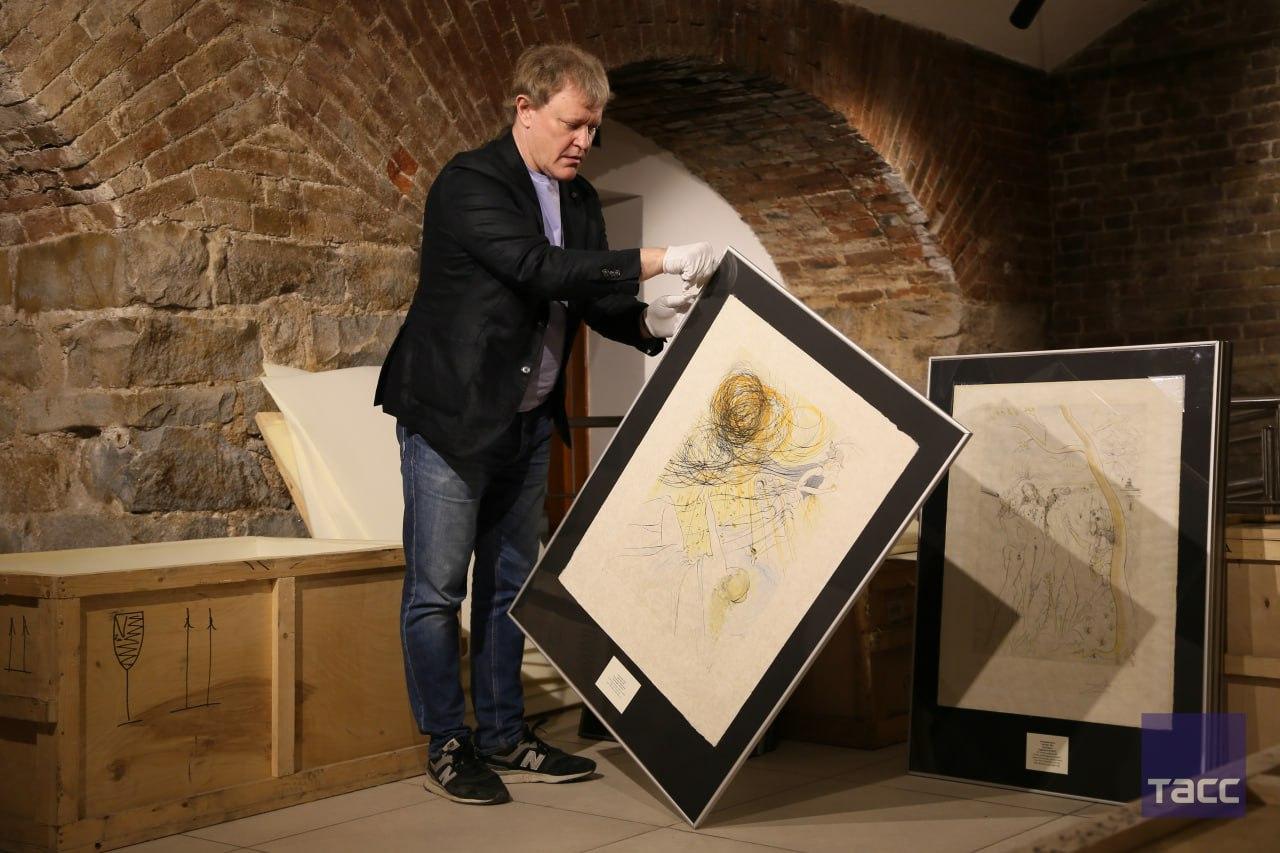 В Екатеринбурге покажут ранее не выставлявшиеся оригиналы работ Сальвадора Дали - Фото 1