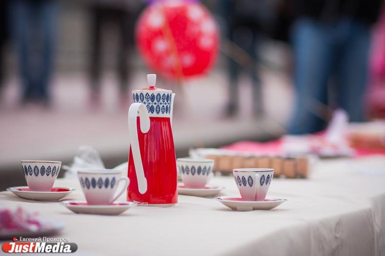 Чаепитие в произведениях русского искусства - Фото 1