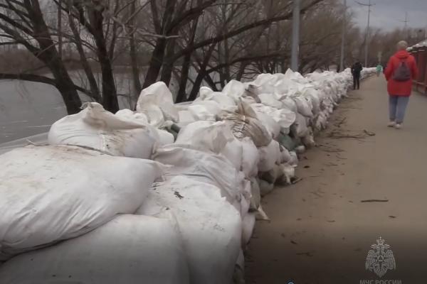 В Курганской области возведено более 17 километров защитной насыпи на реке Тобол