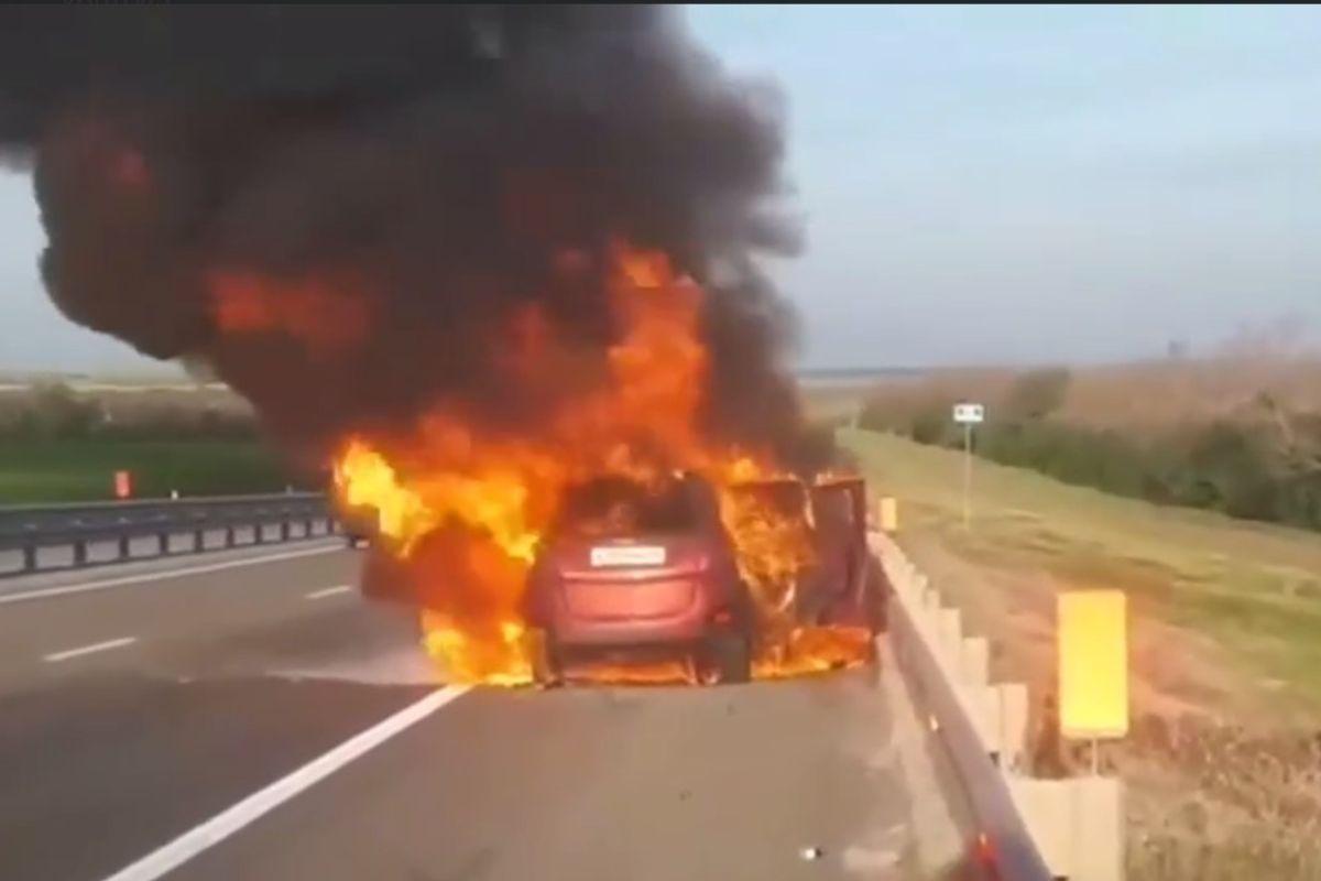 Астраханский депутат Харитонов едва не погиб после подрыва машины в зоне СВО - Фото 1