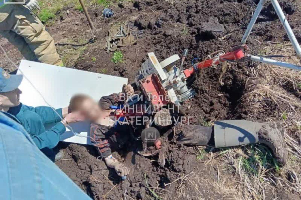 В Нижних Сергах 13-летнему школьнику зажевало ногу мотоблоком - Фото 1