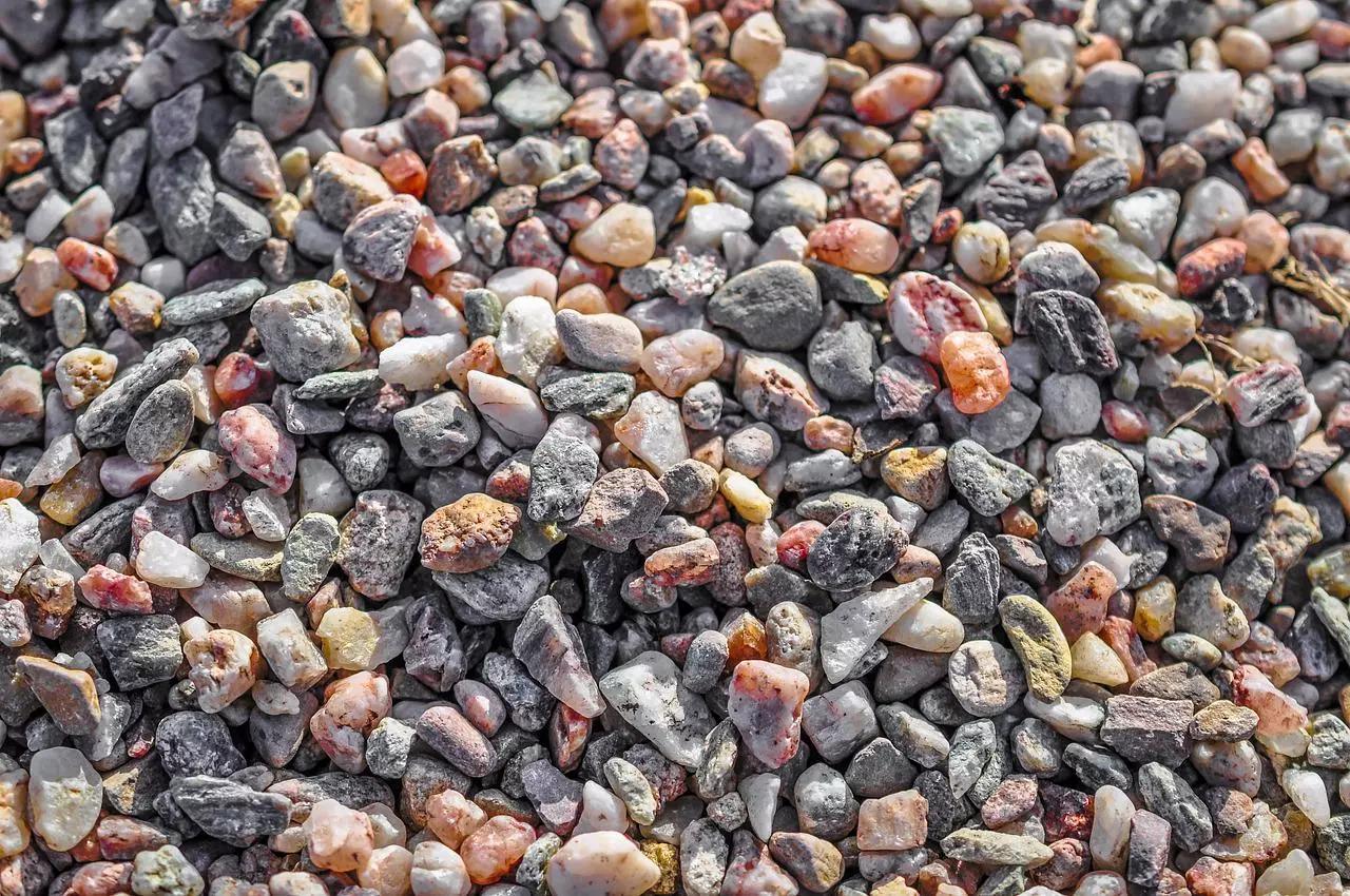 Нерудные материалы: необходимость в строительстве и ландшафтном дизайне - Фото 1