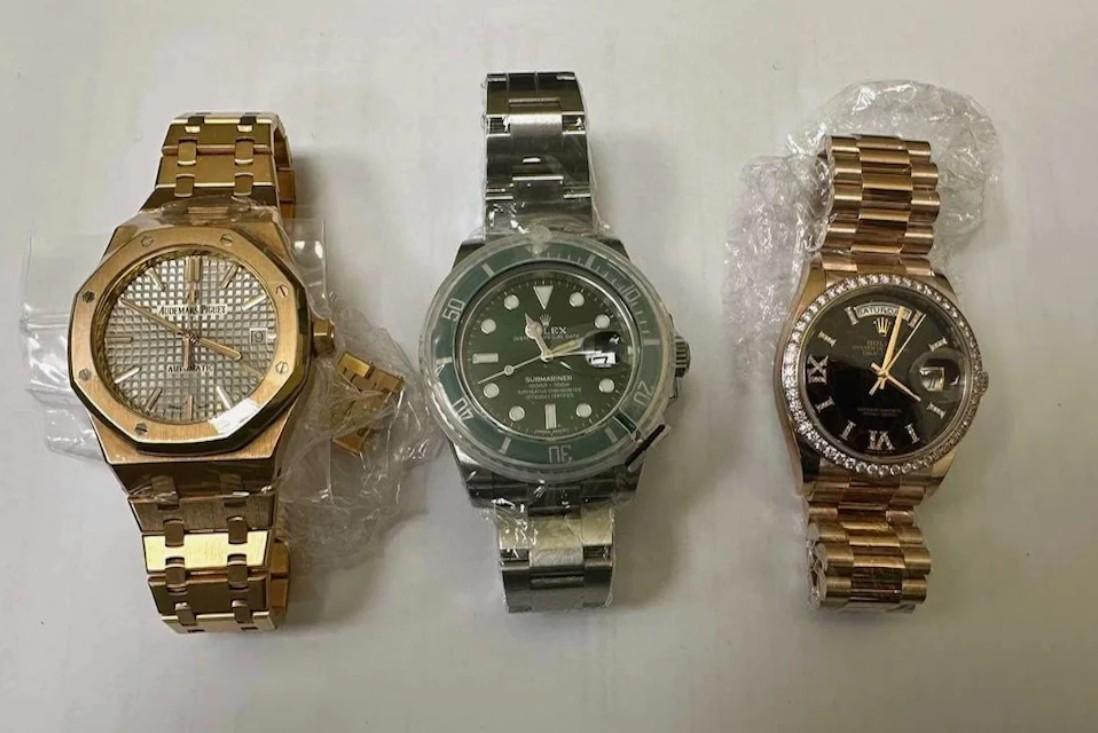 В Домодедово задержали вьетнамку, провозившую в себе часы на 12,5 млн рублей - Фото 1