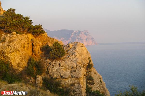 В Красном море затонуло греческое грузовое судно, атакованное хуситами - Фото 1
